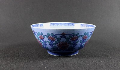色絵吹墨唐草文菓子器