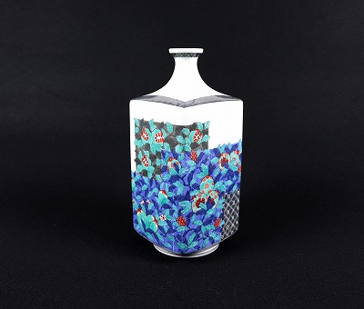 色絵墨色墨はじき三果文花瓶