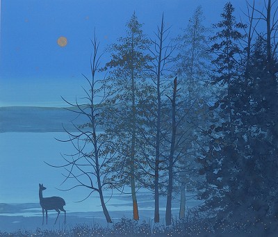 月下の湖畔