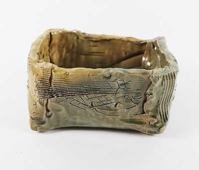 魚方鉢