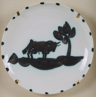 Bull under the tree（皿）